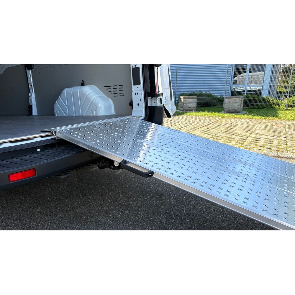 Číslo obrázku produktu 2: Nájezdové rampy skládací, nosnost 975 kg/ks, ŠxD 800 x 2045 mm