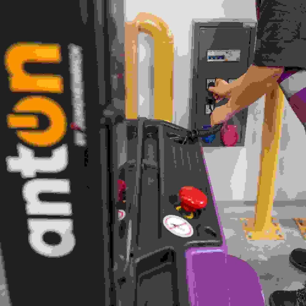 Číslo obrázku produktu 11: AntOn by Jungheinrich elektrický vysokozdvižný vozík PSM 1.2 s dvojitým teleskopickým stožárem, nosnost 1 200 kg, výška zdvihu 2 522 mm