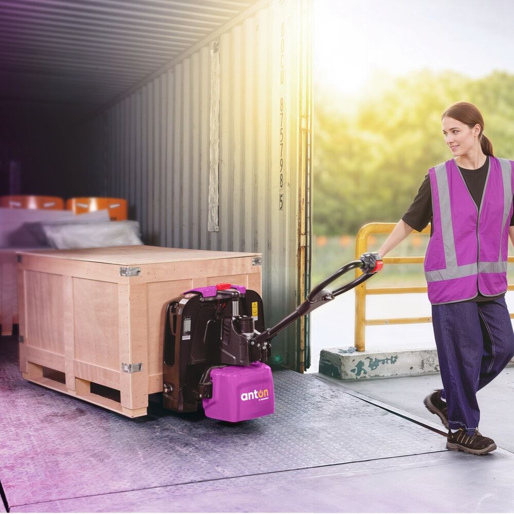 Číslo obrázku produktu 12: Elektrický paletový vozík AntOn by Jungheinrich PTL 1.5, extra široký pro zvláštní palety, nosnost 1 500 kg, délka vidlí 1.150 mm