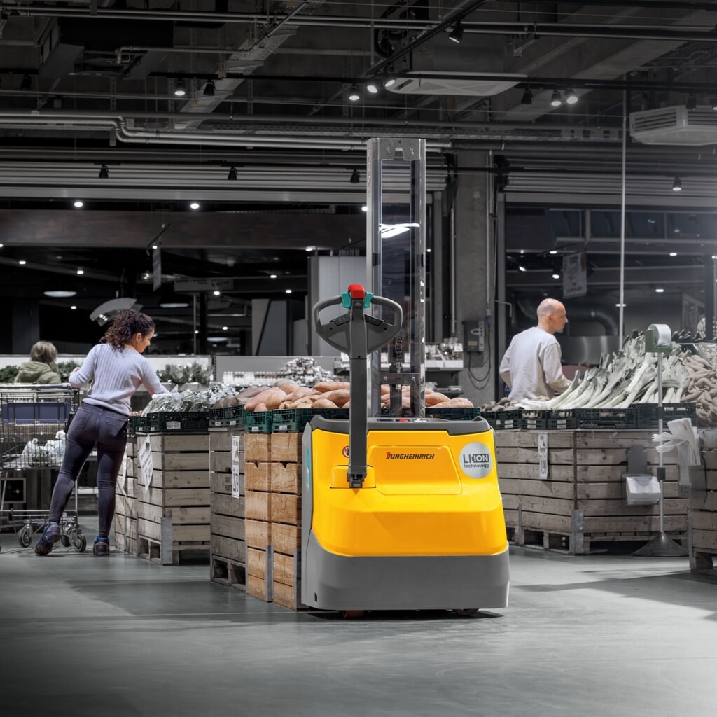 Číslo obrázku produktu 3: Elektrický vysokozdvižný vozík Jungheinrich EJC 110i E, jednoduchý sloup, výška zdvihu 1290 mm, nosnost 1000 kg, proporcionální hydraulika