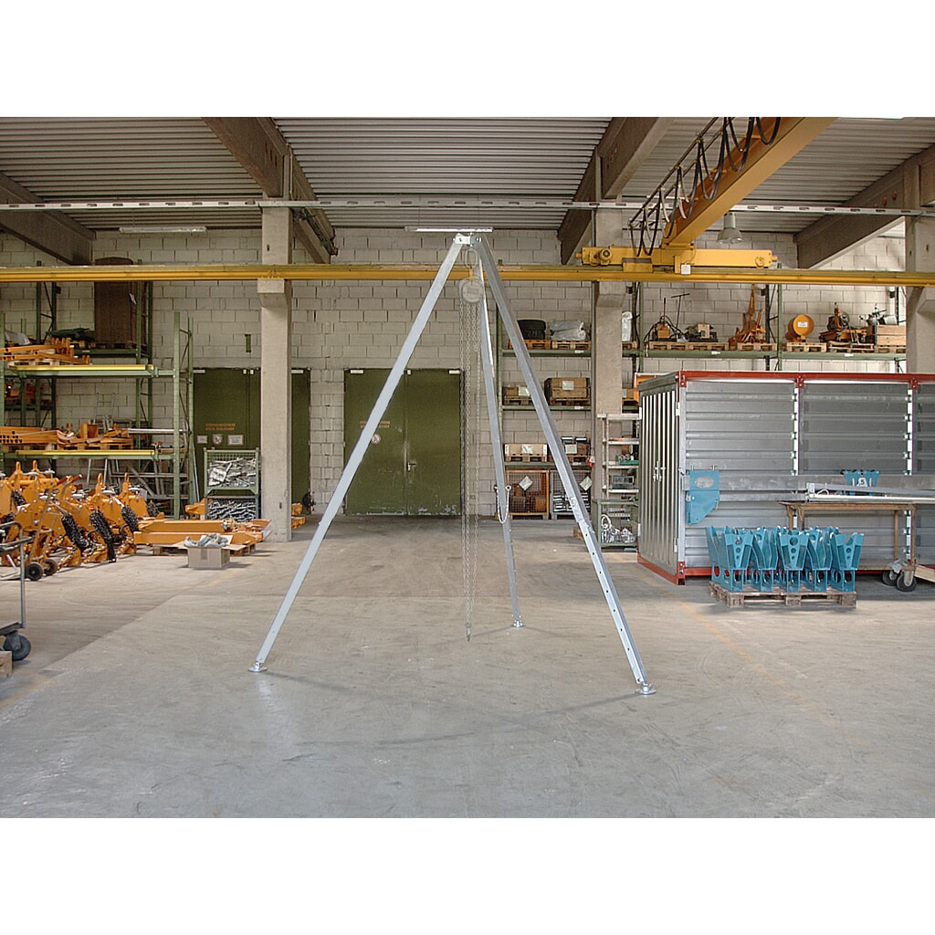 Číslo obrázku produktu 1: Hliníkový trojúhelník D-250, délka kolony min. /max. 1,180/1,880 mm, nosnost 250 kg