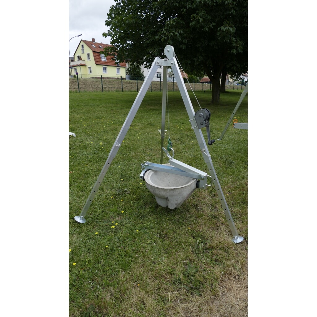 Hliníkový trojúhelník DW-200 s navijákem, délka kolony min. /max. 1,180/1 880 mm, celkový zdvih 5 000 mm, nosnost 200 kg Číslo obrázku produktu 3: Hliníkový trojúhelník DW-200 s navijákem, délka kolony min. /max. 1,180/1 880 mm, celkový zdvih 5 000 mm, nosnost 200 kg