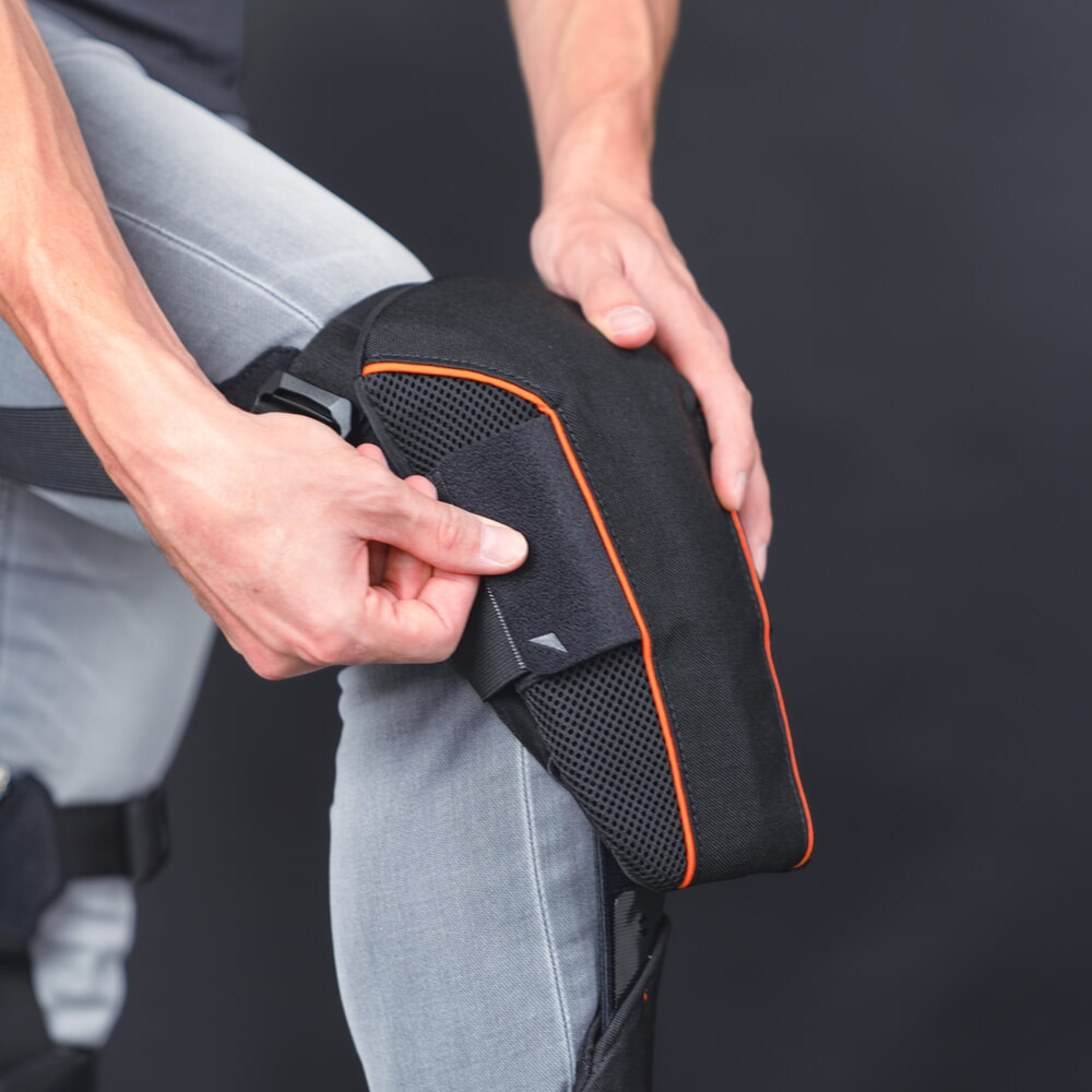Číslo obrázku produktu 4: Chrániče kolen Hunic SoftExo KneePatch, vhodné pro Exoskelet SoftExo Lift