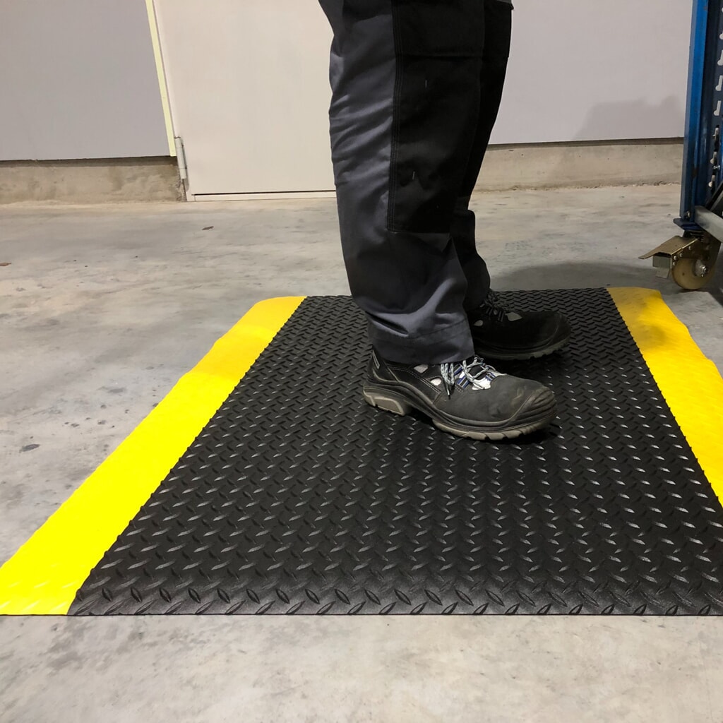 Protiúnavová rohož Steinbock® ErgoSoft Strong, károvaná, 2vrstvá, ŠxD 600 x 1000 mm, černá/žlutá Číslo obrázku produktu 4: Protiúnavová rohož Steinbock® ErgoSoft Strong, károvaná, 2vrstvá, ŠxD 600 x 1000 mm, černá/žlutá