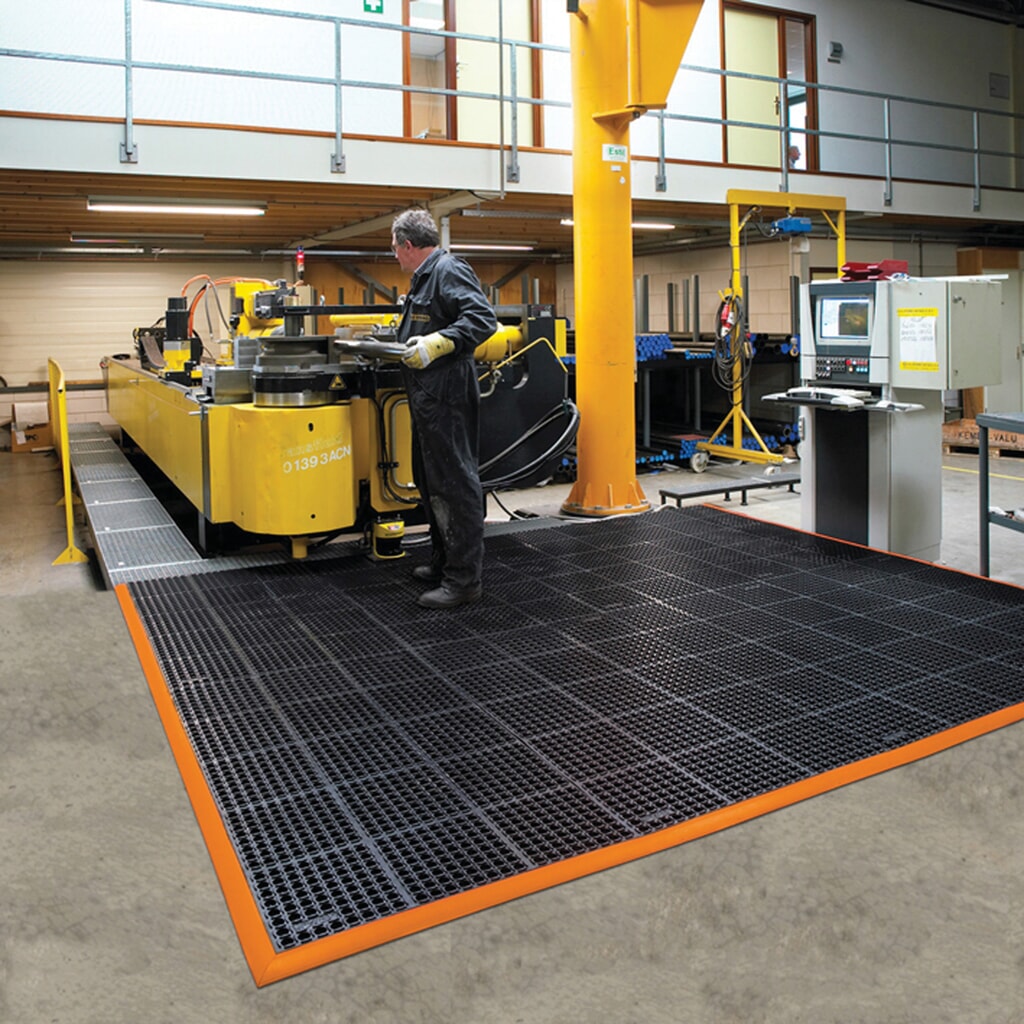 Protiúnavová rohož z nitrilové gumy, ŠxH 660 x 1020 mm Číslo obrázku produktu 4: Protiúnavová rohož z nitrilové gumy, ŠxH 660 x 1020 mm