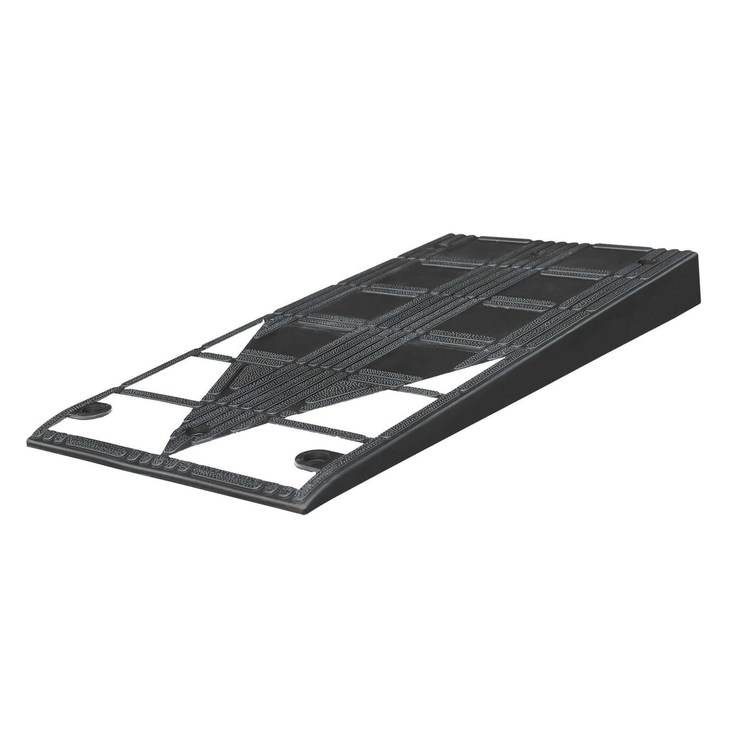 Rampa na obrubník MORAVIA z vulkanizovaného kaučuku, ŠxVxH 450 x 75 x 1000 mm, černo bílá, vč. upevňovacího materiálu Obrázek produktu: Rampa na obrubník MORAVIA z vulkanizovaného kaučuku, ŠxVxH 450 x 75 x 1000 mm, černo bílá, vč. upevňovacího materiálu