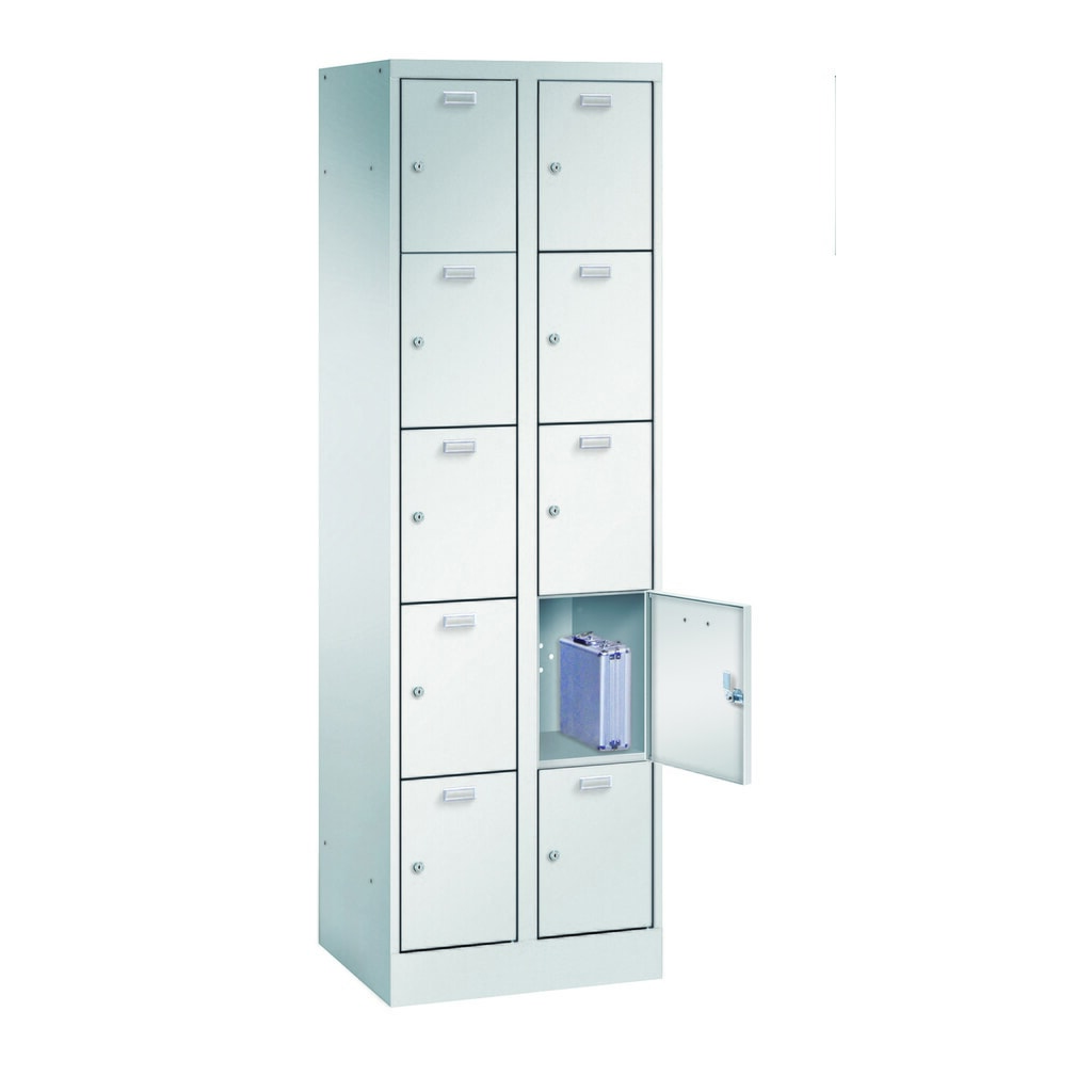 Zamykací skříňka PAVOY, 2 x 5 přihrádek, cylindrický zámek, VxŠxH 1950 x 600 x 500 mm, šířka oddílu 300 mm Obrázek produktu: Zamykací skříňka PAVOY, 2 x 5 přihrádek, cylindrický zámek, VxŠxH 1950 x 600 x 500 mm, šířka oddílu 300 mm