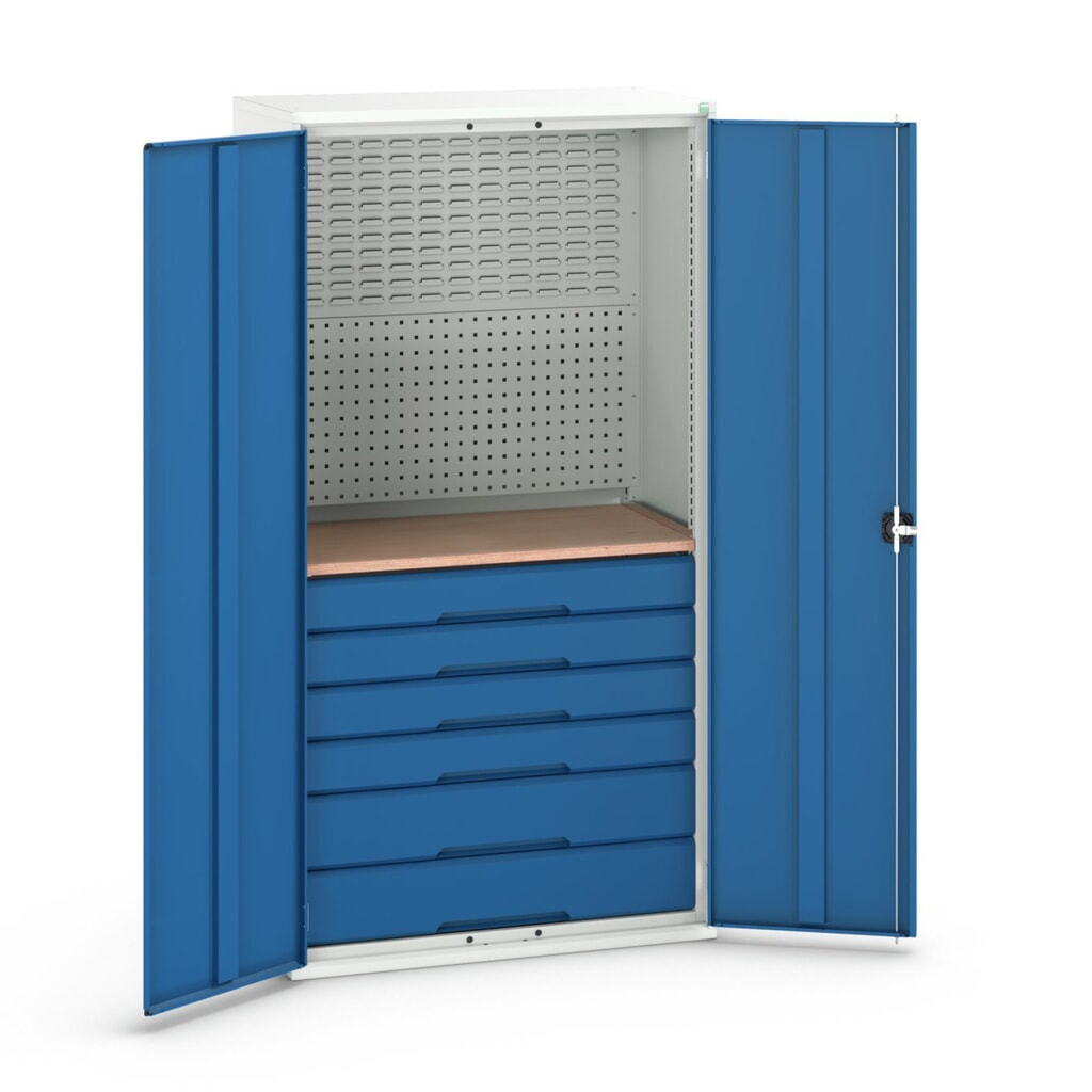 Skříň s křídlovými dveřmi se 6 zásuvkami, zadní stěna a pracovní deska, ŠxHxV: 1050 x 550 x 2000 mm Obrázek produktu: Skříň s křídlovými dveřmi se 6 zásuvkami, zadní stěna a pracovní deska, ŠxHxV: 1050 x 550 x 2000 mm