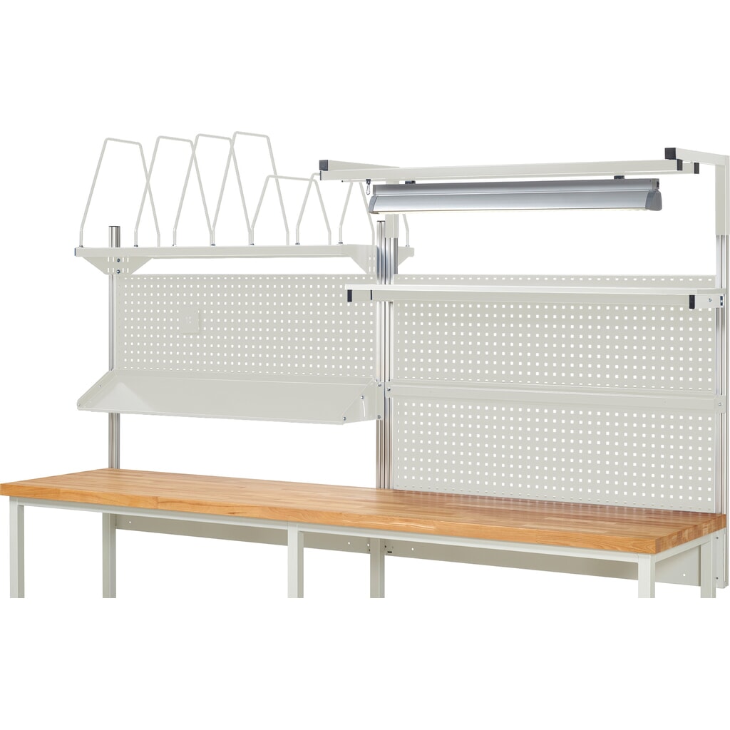 Číslo obrázku produktu 2: Nástavba pracovního stolu RAU, VxŠxH 1380 x 3000 x 3000 mm, 1 etážová police, 1 přídržná lišta, 1 naklápěcí odkládací plocha, 1 držák pro plochý monitor a 1 svítidlo, kompletní sada 06 pro šířku výrobku 3000 mm