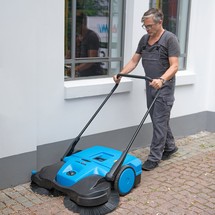 Zametací stroj Steinbock® Turbo Premium, ruční, zametací šířka 770 mm, RAL 5015 nebeská modrá